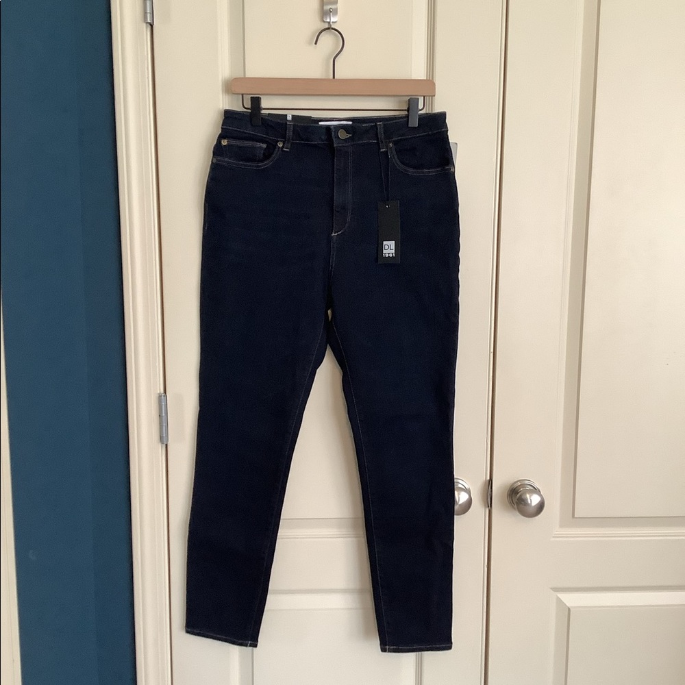 DL1961 Dark Blue Jean Chrissy Trimtone Skinny Size 32